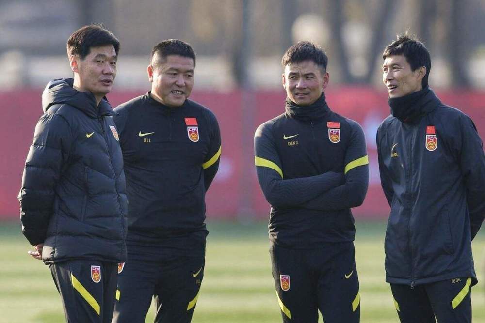 猎艳山村丰满少妇